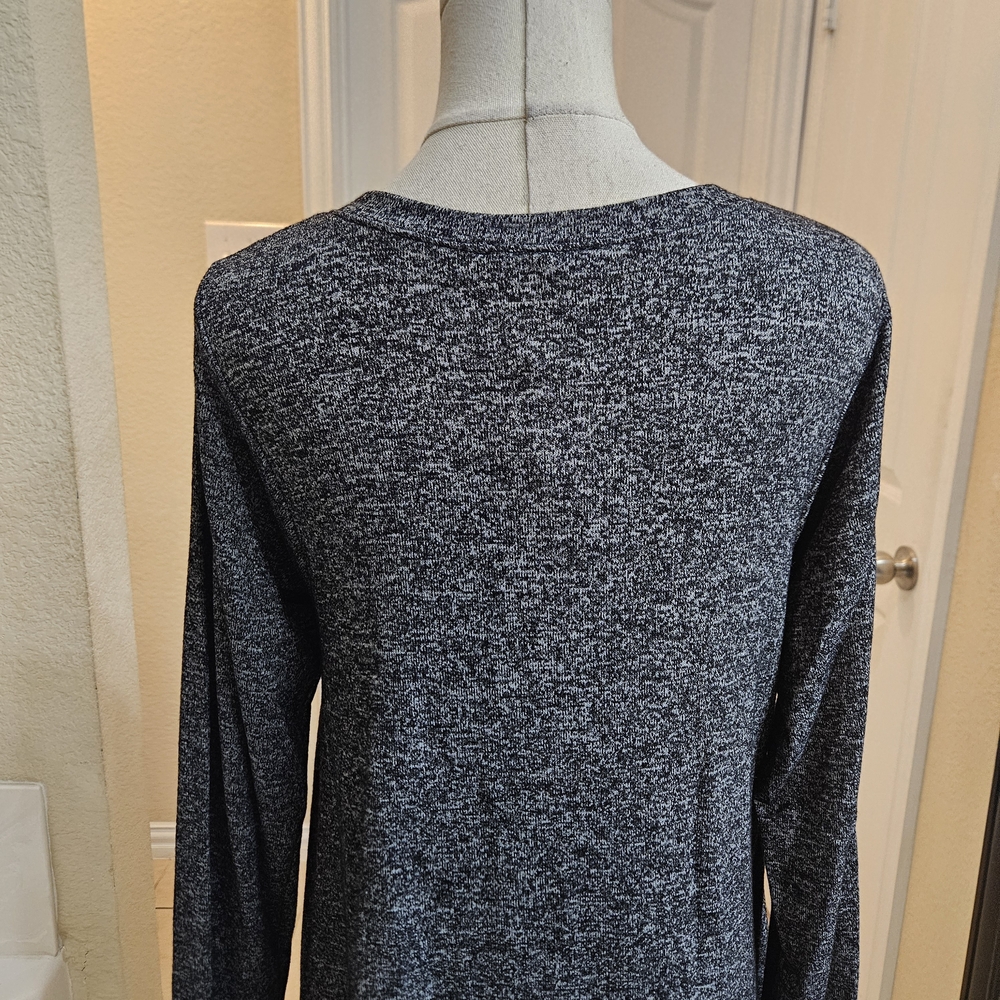 Nally & Millie Heathered Knit Long Sleeve Top – Size Small NWT - Picture 10 of 12